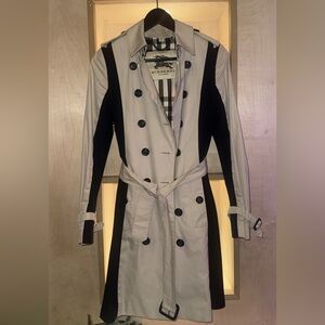 Burberry London Contrast-Panel Trench Coat